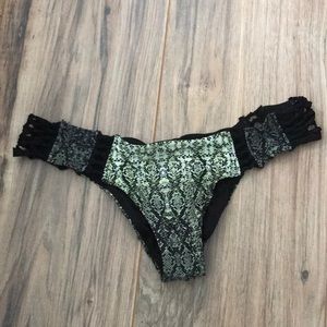 Rip curl bottom swimsuit